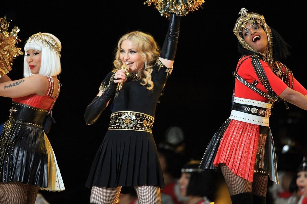 madonna-super-bowl-half-time-show-performance
